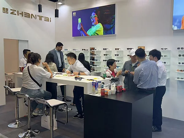 Zhantai in Exhibitions